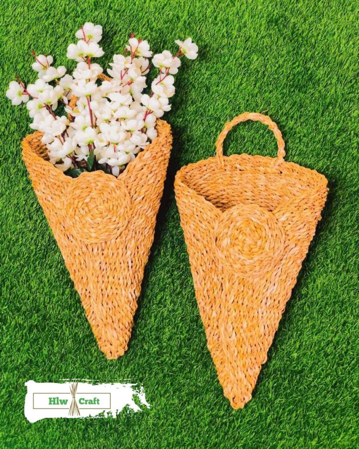Seagrass Wall planter - Image 2